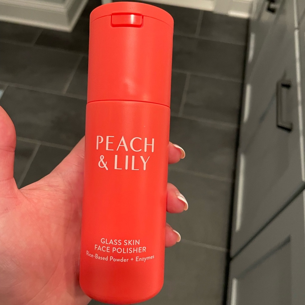 Peach and Lily Face Polisher